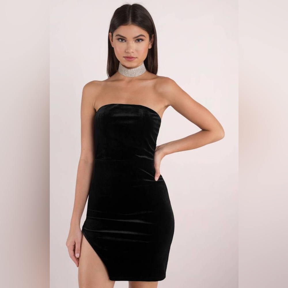 Tobi Black Velvet Strapless Bodycon Mini Dress Slit Sz L